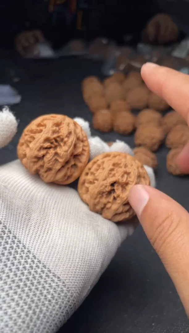 把件桃核a147    粗筋 42尺