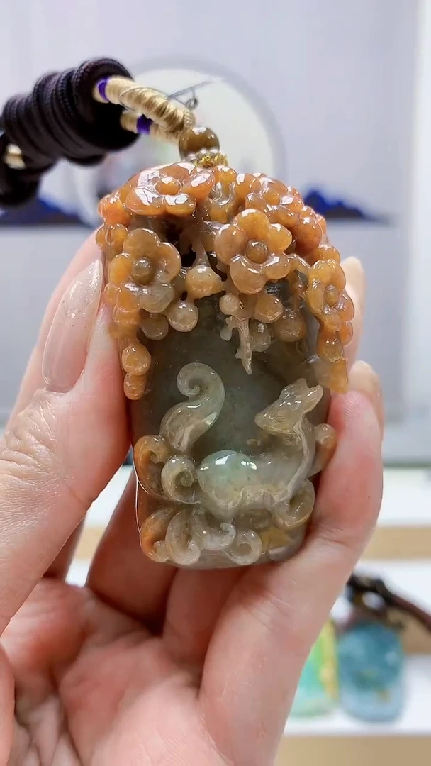 未镶嵌定制翡翠5160MM-毛货挂件93