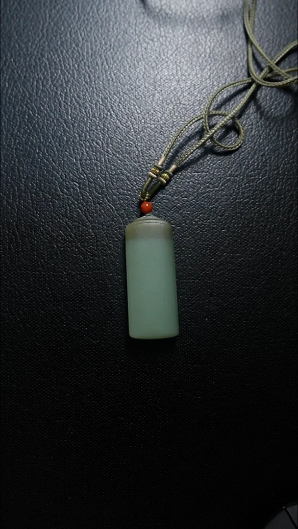 颈饰未镶嵌和田玉无事牌