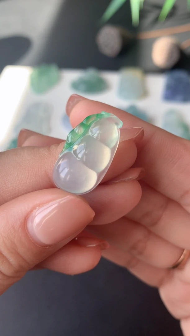 【闪购商品】定制翡翠未镶嵌0615597750