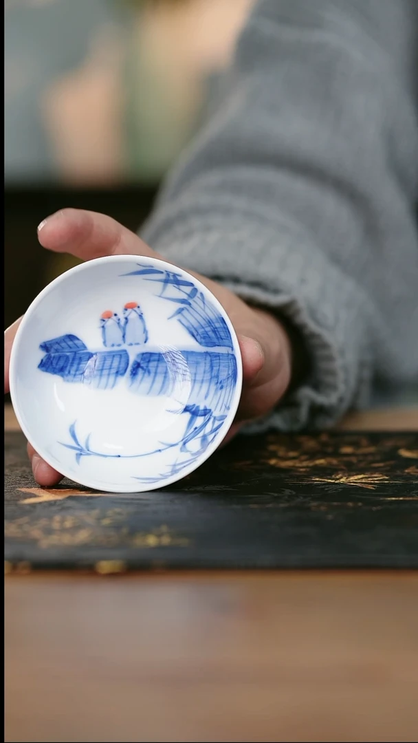 12-56手工手绘青花鸿运当头普洱杯