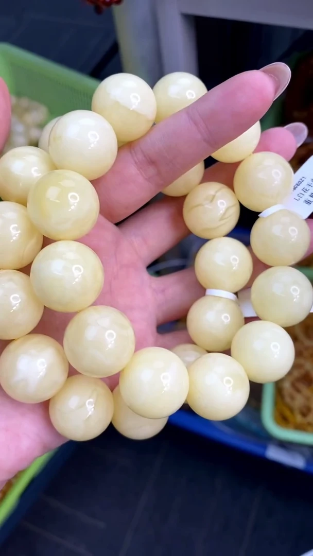 裸石琥珀未镶嵌12/8多样性发其一46