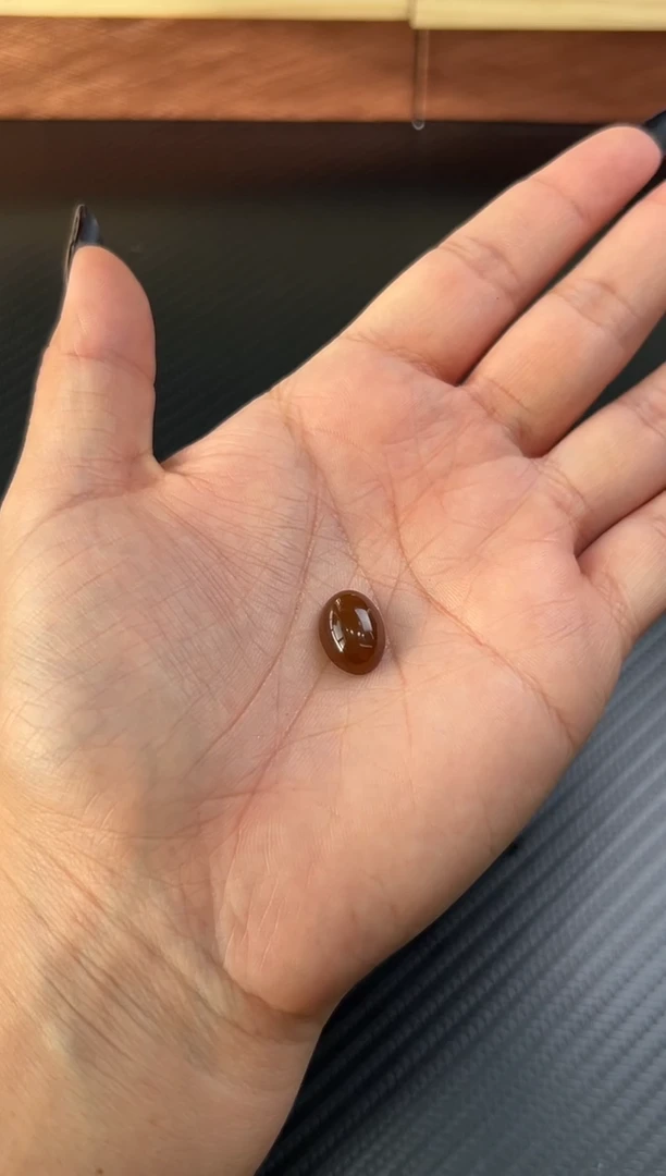 吊坠(赠链)未镶嵌和田玉也****呵金山微色差戒面