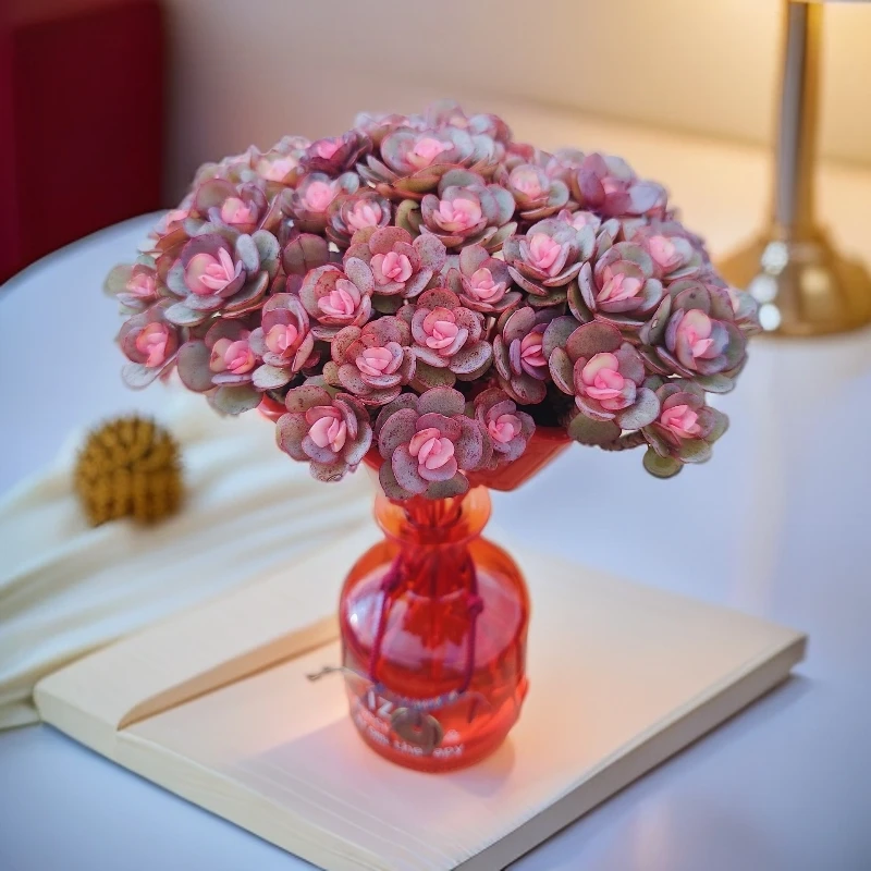 深红--【①号】香薰花束--樱花秀妍（送7枝秀妍+花瓶+香薰液+手链）