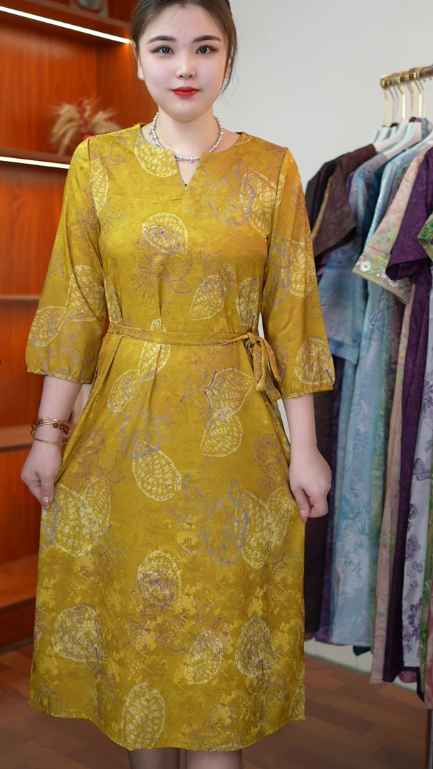 【秋叶鎏金】2025春秋新款时尚气质显瘦百搭中长款连衣裙