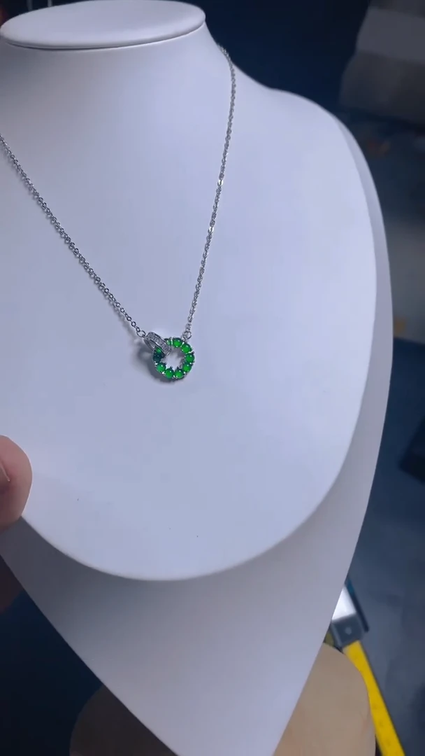 【闪购商品】翡翠吊坠(赠链)未镶嵌0196118741多样性发一