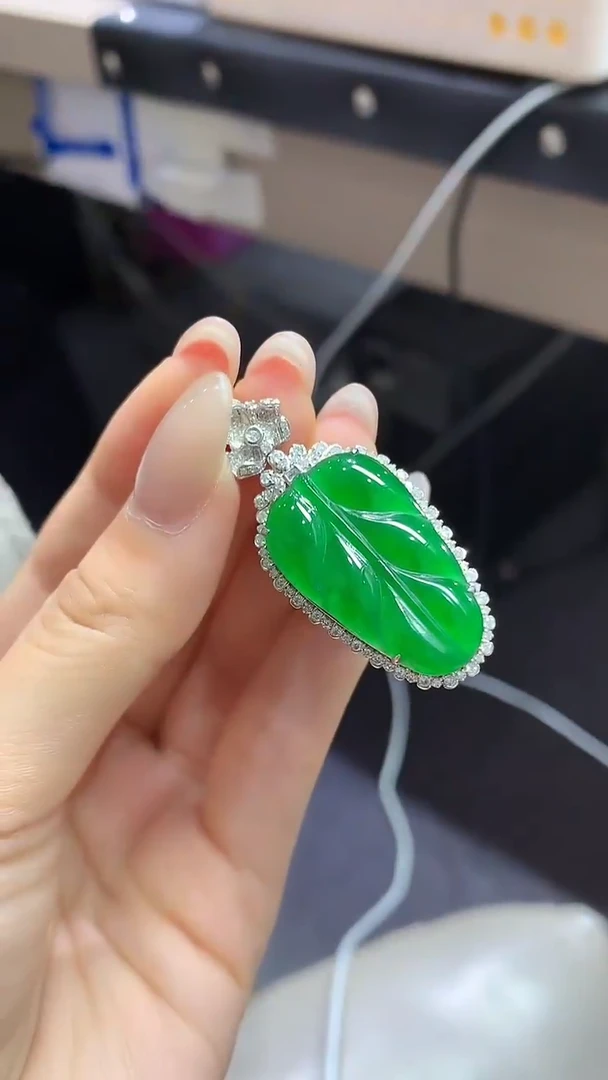 翡翠18K金镶嵌吊坠(不含链)20买断