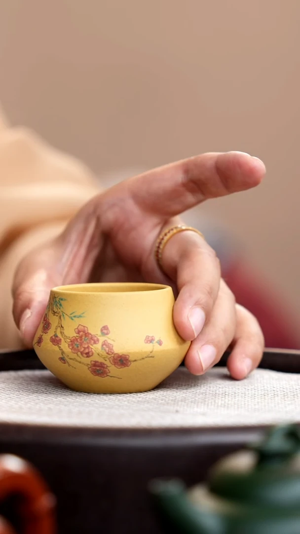 茶壶紫砂黄金段合欢杯红梅