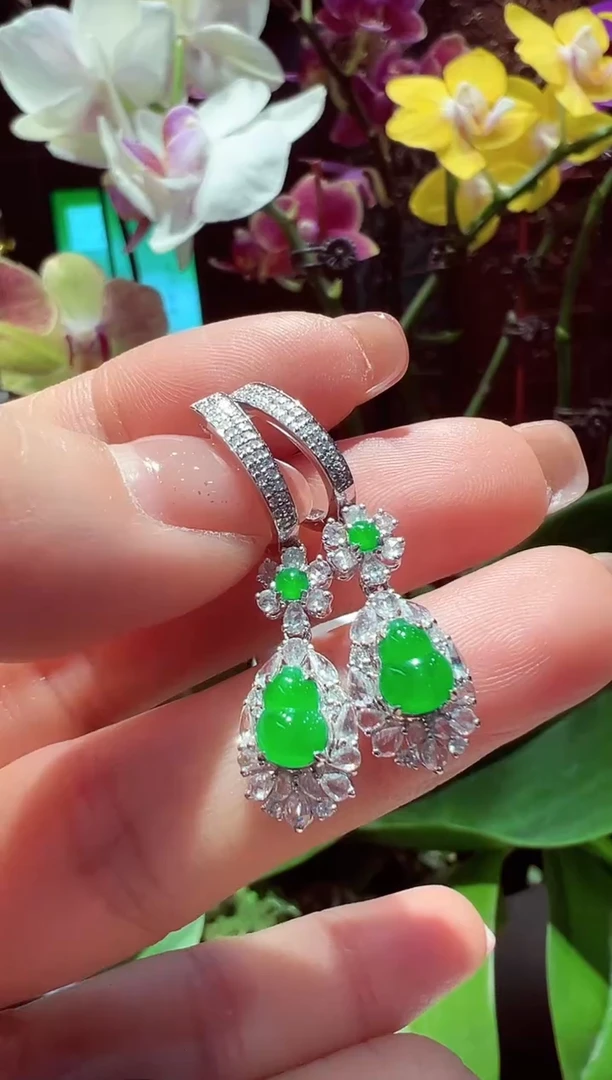 【闪购商品】翡翠耳饰18K金镶嵌翡翠耳坠