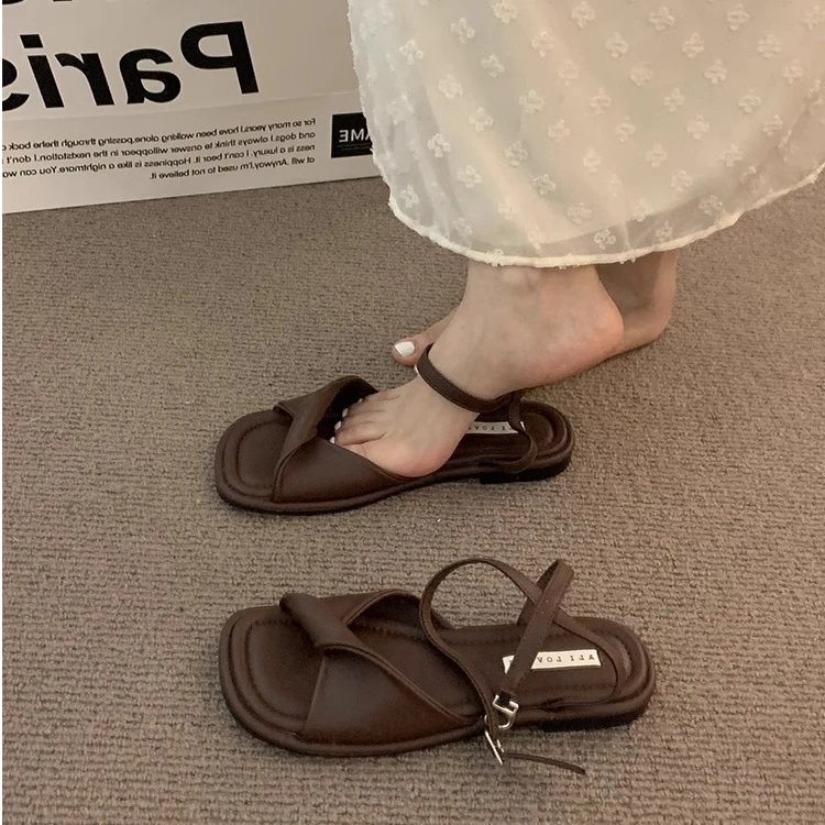 法式复古平底凉鞋女2025夏季新款仙女风配裙子罗马鞋一字带沙滩鞋