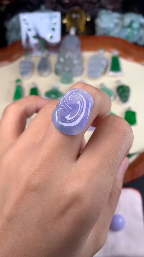 定制翡翠未镶嵌裸石（定制镶嵌）