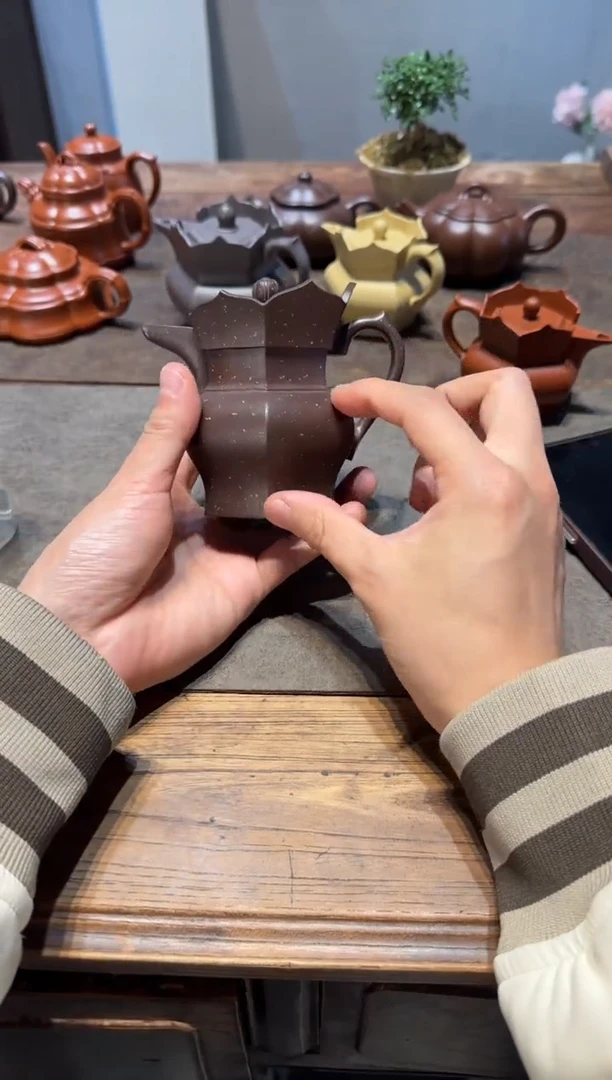 茶壶紫砂耶*白大彬僧帽 铺砂