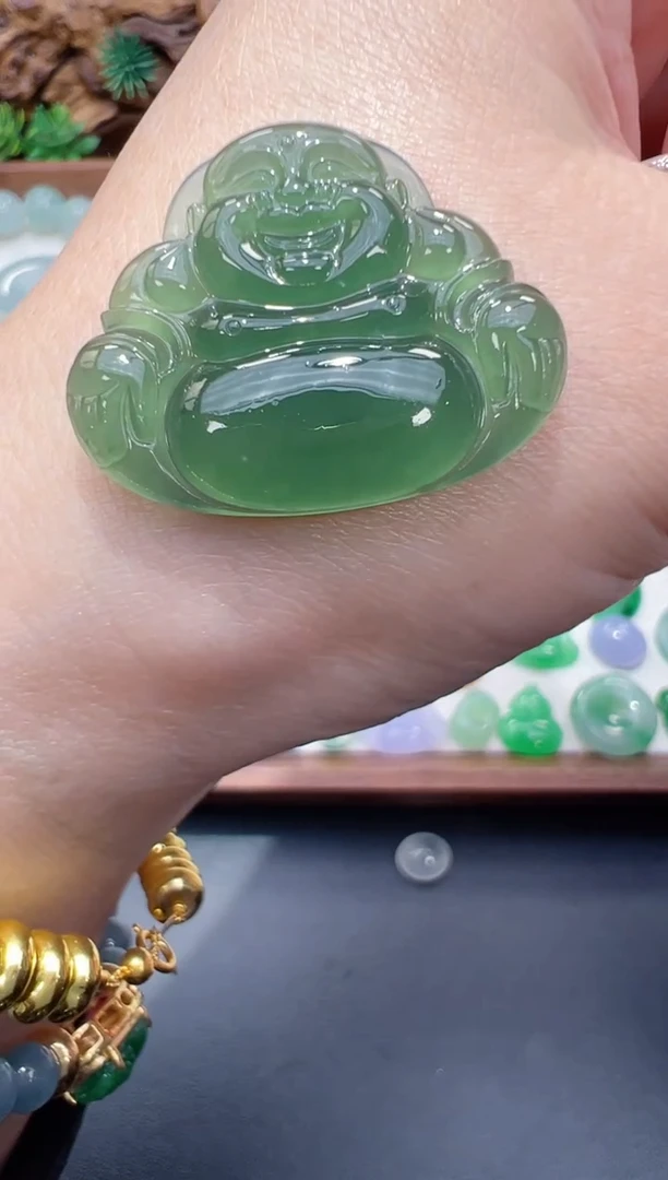 未镶嵌定制翡翠佛公