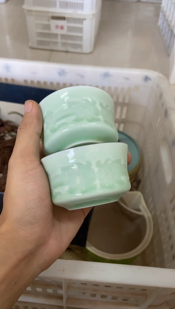 杯摄影的产品有使用过的痕迹有点脏介意勿拍