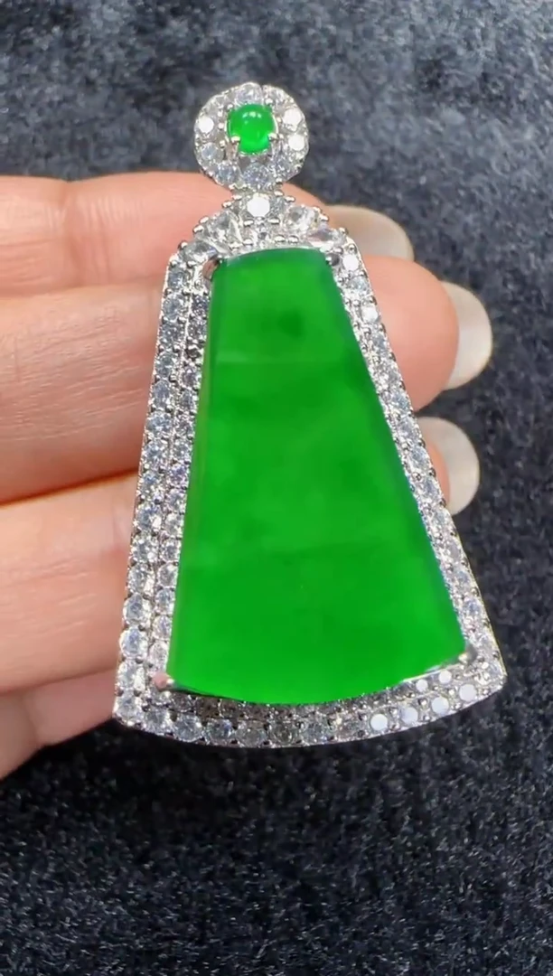 未镶嵌定制翡翠翡翠吊坠53