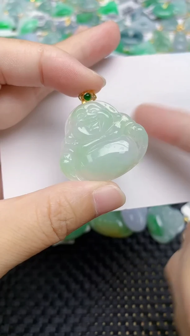 翡翠18K金镶嵌颈饰天然翡翠A货