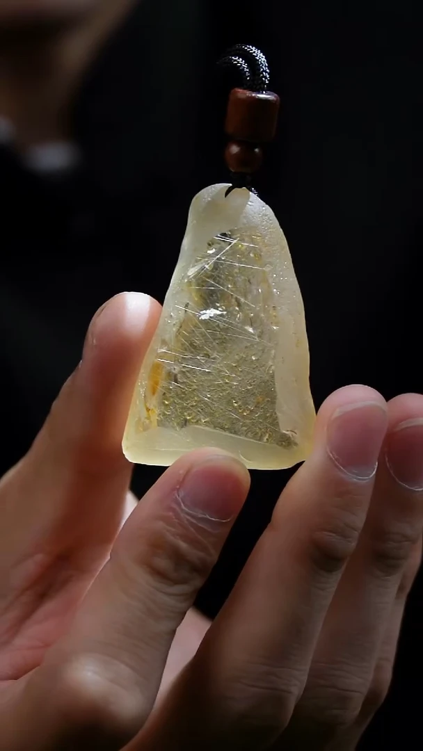 吊坠(赠链)未镶嵌水晶水晶