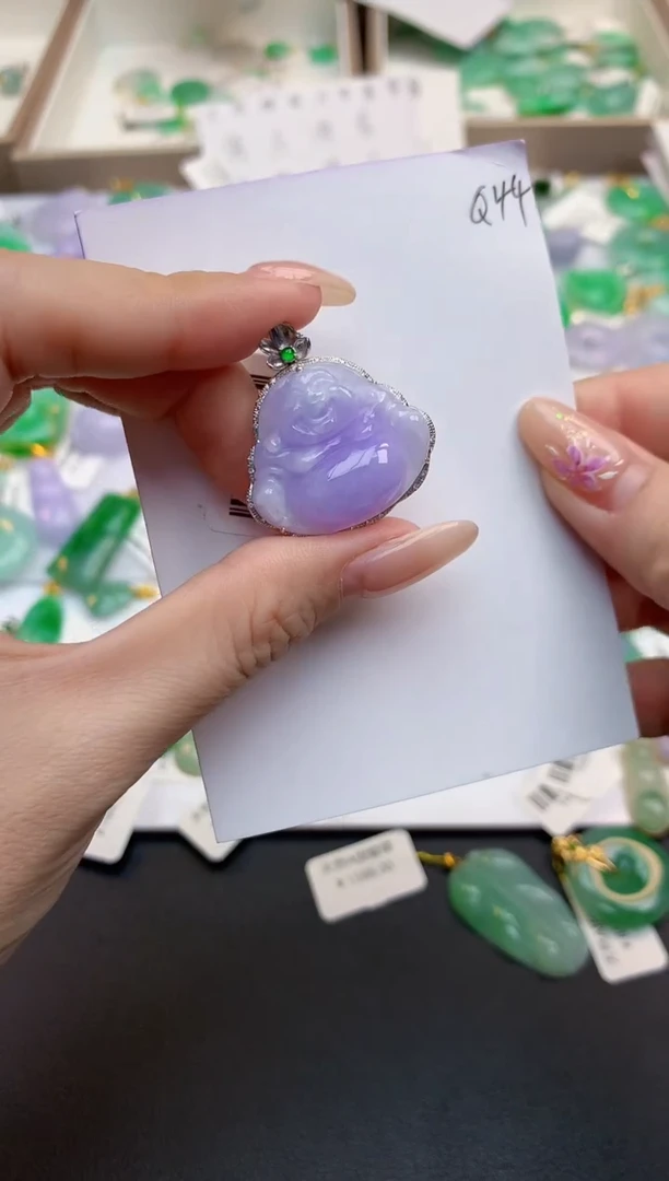 颈饰18K金镶嵌翡翠天然缅甸A货翡翠