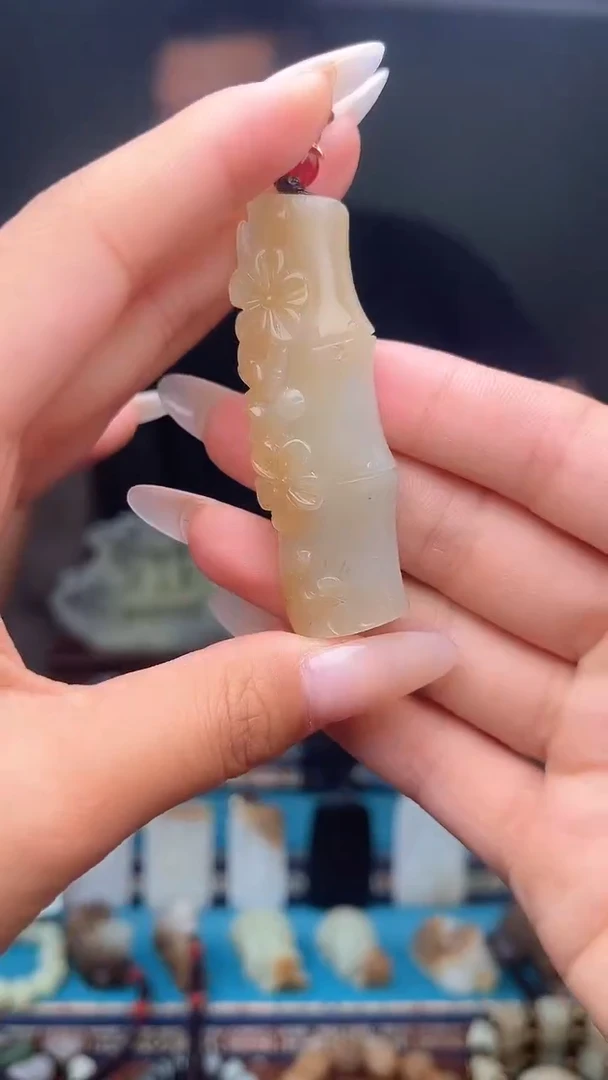 未镶嵌和田玉挂件1