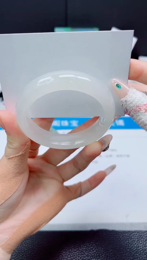 石英质玉手镯未镶嵌206-52