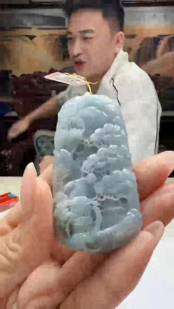 翡翠未镶嵌吊坠(不含链)252