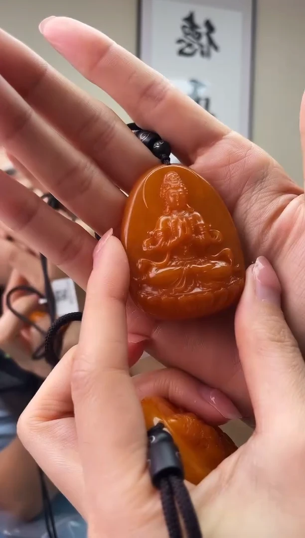 琥珀未镶嵌珠宝奇石T022微瑕假一罚十，多样性发一件