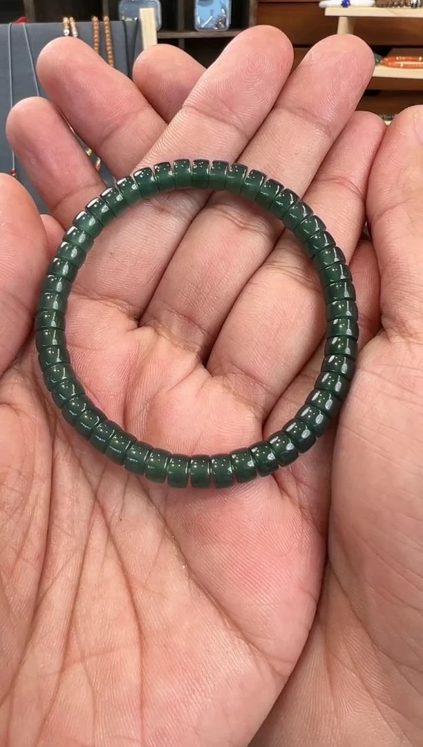 【闪购商品】翡翠手串未镶嵌翡翠手串