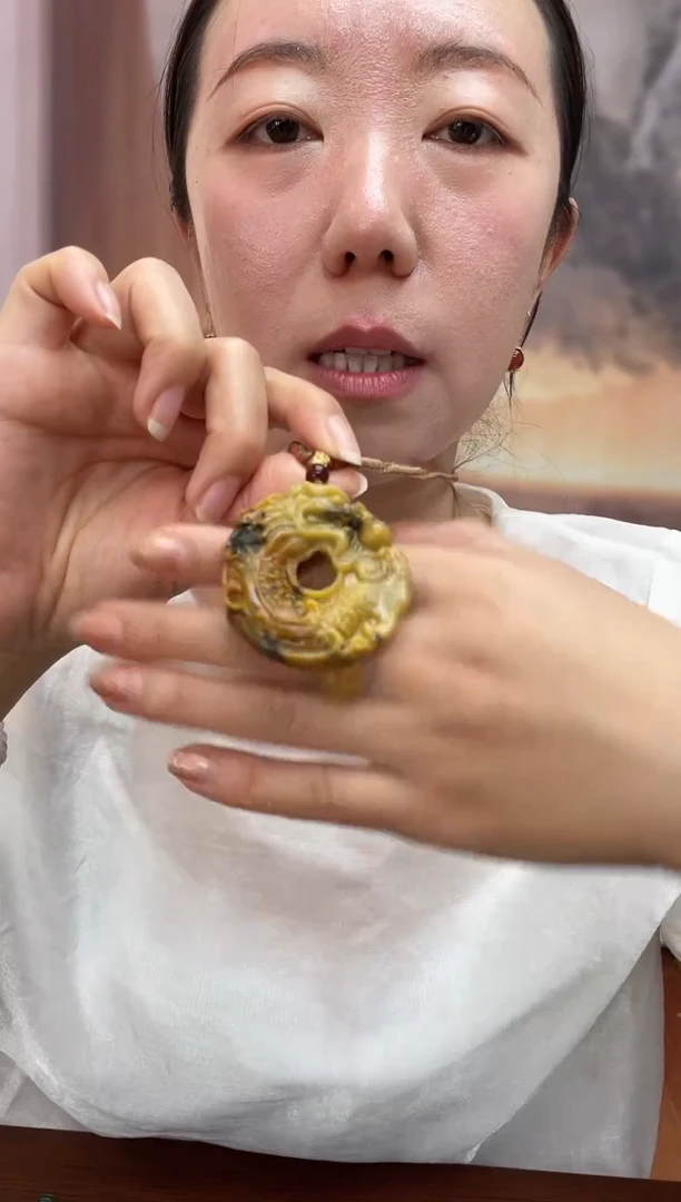 未镶嵌岫玉吊坠·