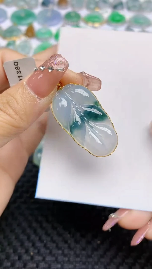 【闪购商品】翡翠颈饰18K金镶嵌天然A货翡翠 79