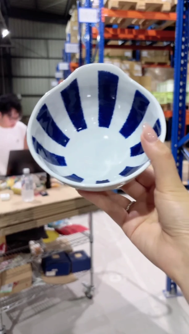 搪瓷蓝染十草单手钵蓝染十草单手钵蓝染十草单手钵