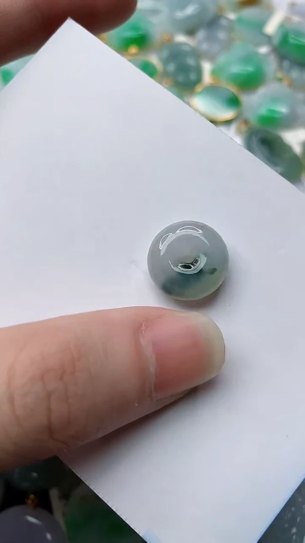 【闪购商品】翡翠颈饰未镶嵌2..........