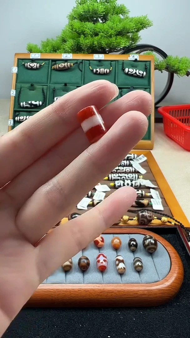 玛瑙/玉髓（覆膜）颈饰未镶嵌22（微瑕随机发货）