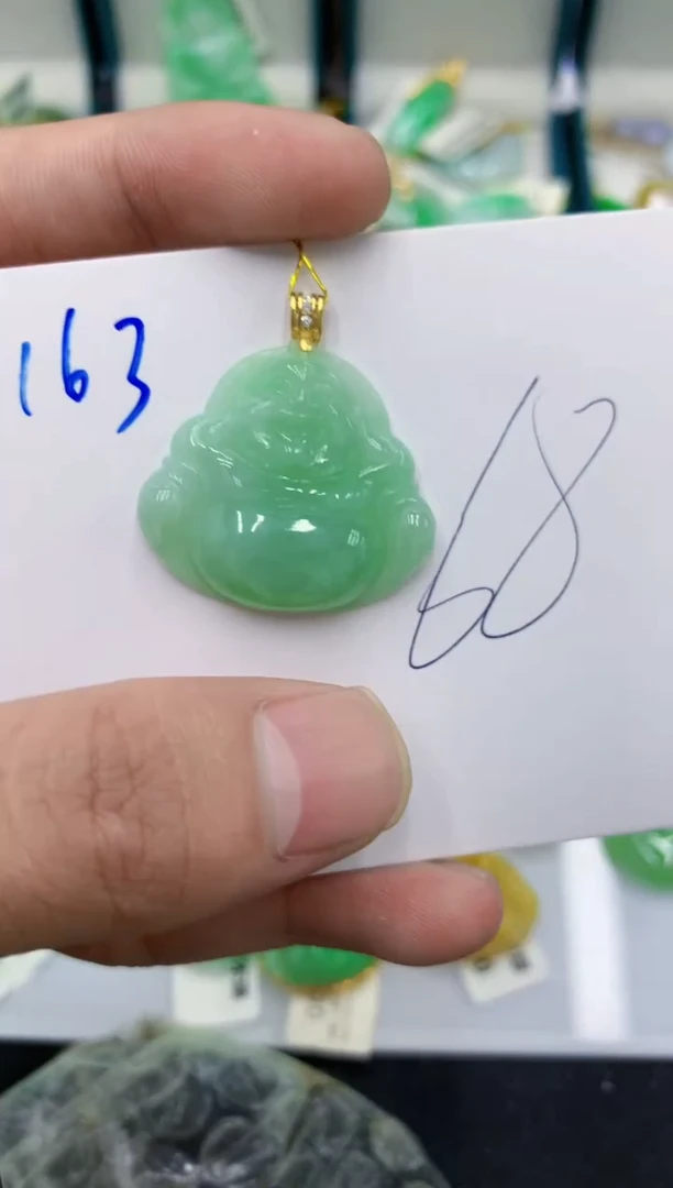 颈饰未镶嵌翡翠 翡翠