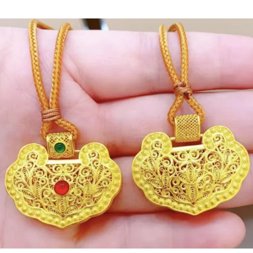 足金珐琅彩祥云锁吊坠