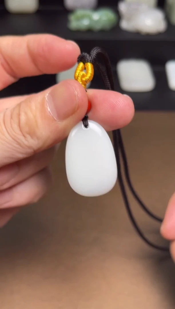 和田玉未镶嵌颈饰29 通货