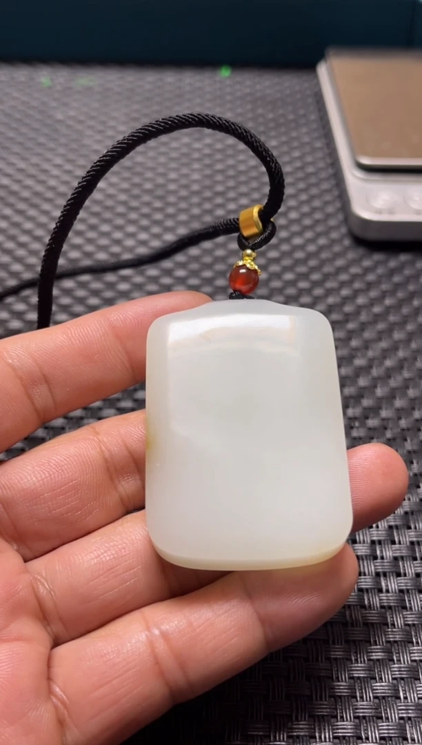 【闪购商品】和田玉挂件未镶嵌无事牌