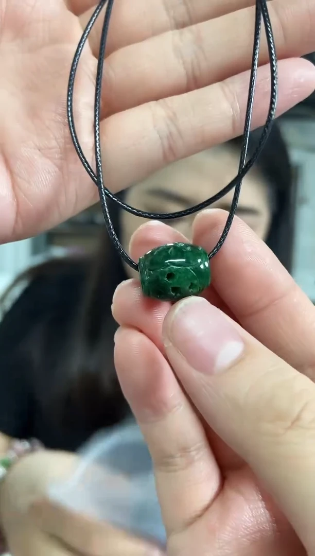 【闪购商品】翡翠颈饰未镶嵌多样性发其一颜色微差