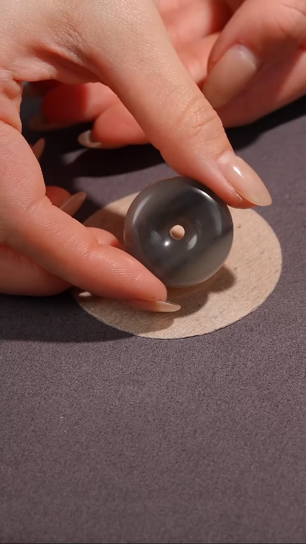 吊坠(不含链)未镶嵌和田玉和田玉青花平安扣 约16.45g