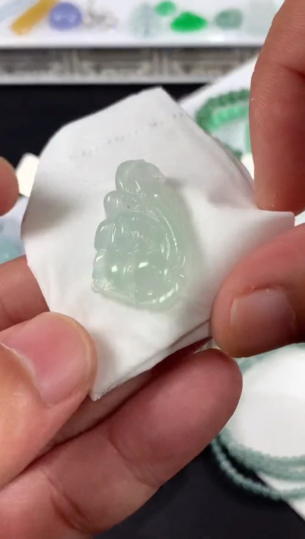 未镶嵌定制翡翠翡翠