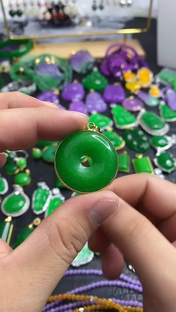 颈饰14K金镶嵌翡翠S008