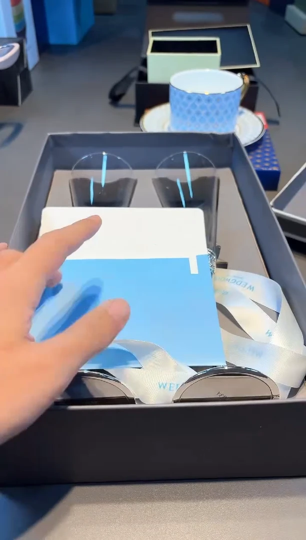 【闪购商品】瓷片斜新号开播啦全场福利保正保真