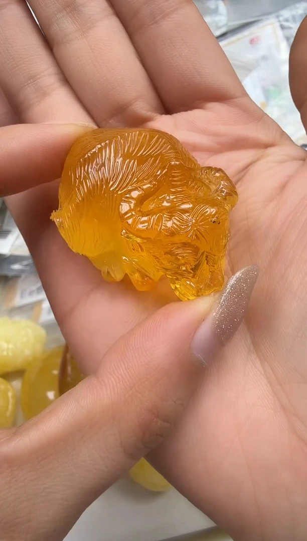 裸石琥珀未镶嵌如图