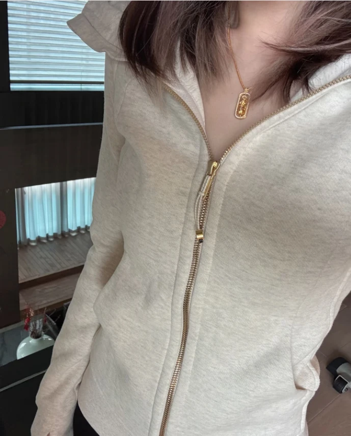 一模一样样的卫衣开衫女Scu系列 -(婉婉)