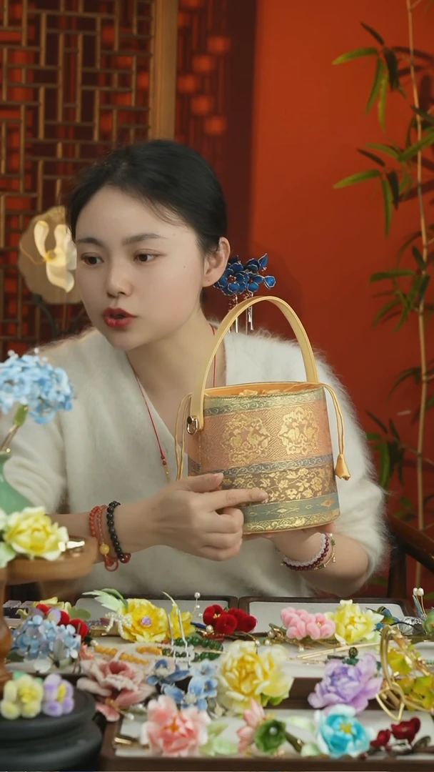 刺绣闪购纯手工非遗国风饰品