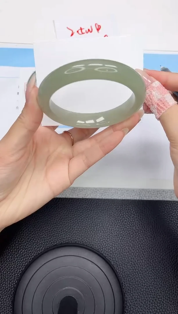 石英质玉手镯未镶嵌186-60.5