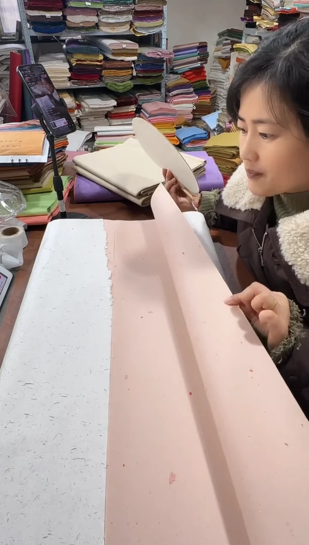 四尺50张藕粉色珠光桃花宣