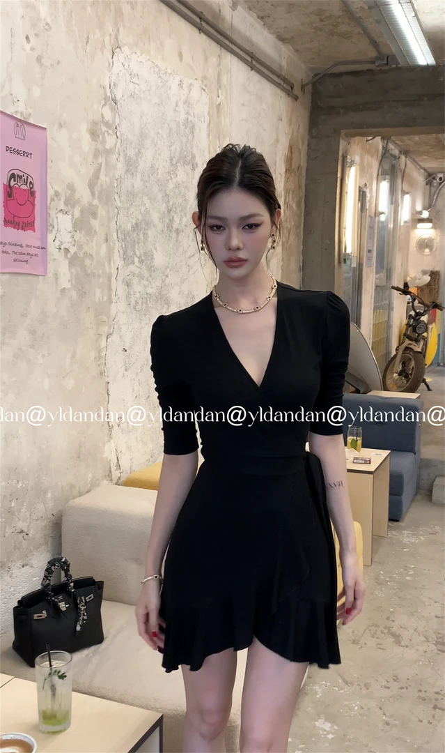 @yldandan|罗娜花园设计唯美复古法式一片式花瓣连衣夏季修身短裙