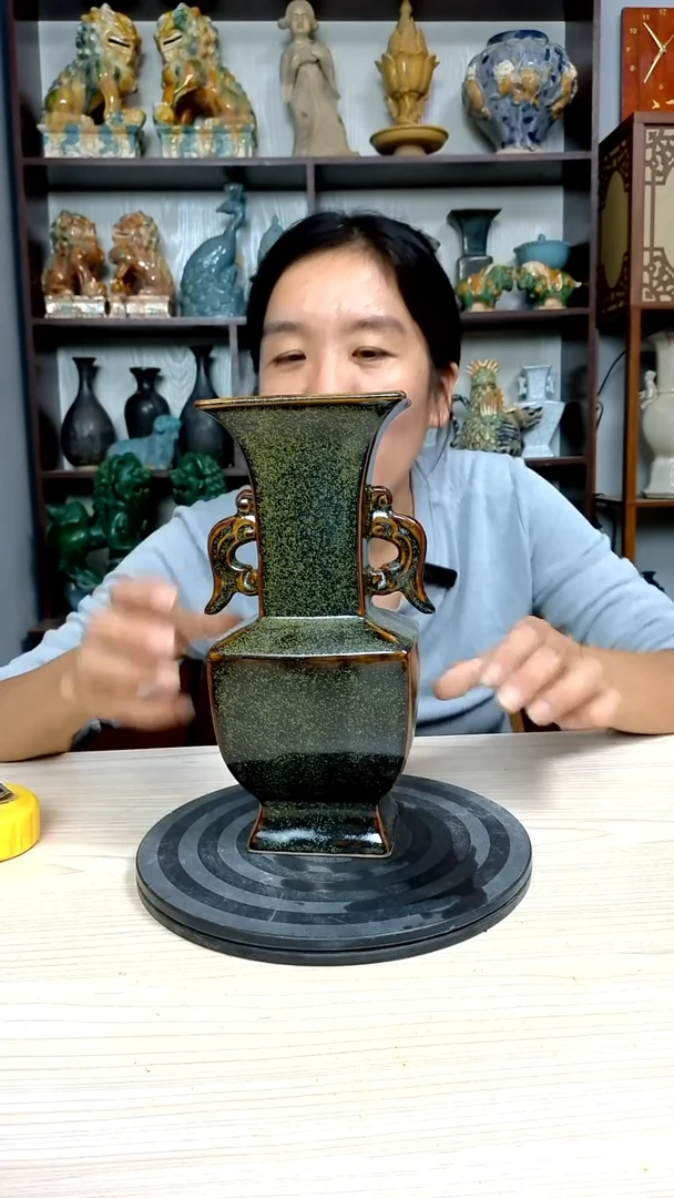 经典精美复古风格瓷器