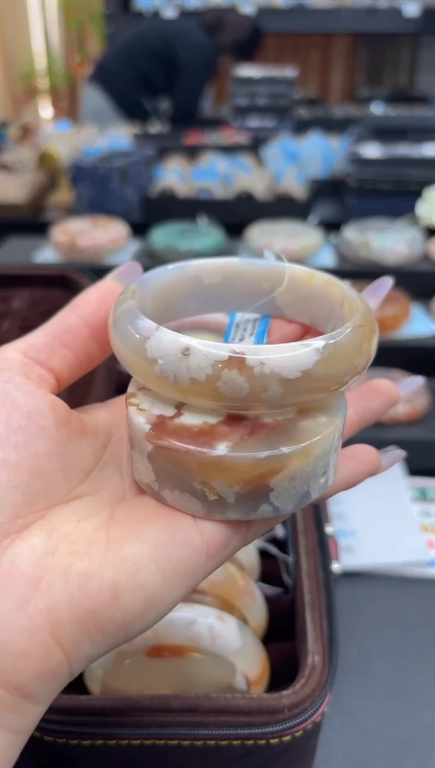 未镶嵌手镯石英质玉C577(60圈赠送镯心)