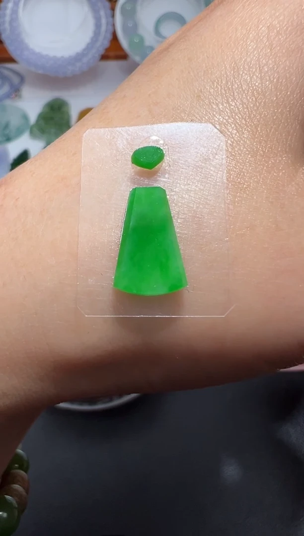 【闪购商品】定制翡翠未镶嵌18.7*8.9*2.6无事牌